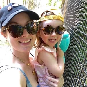 Meet your Posher, Elissa